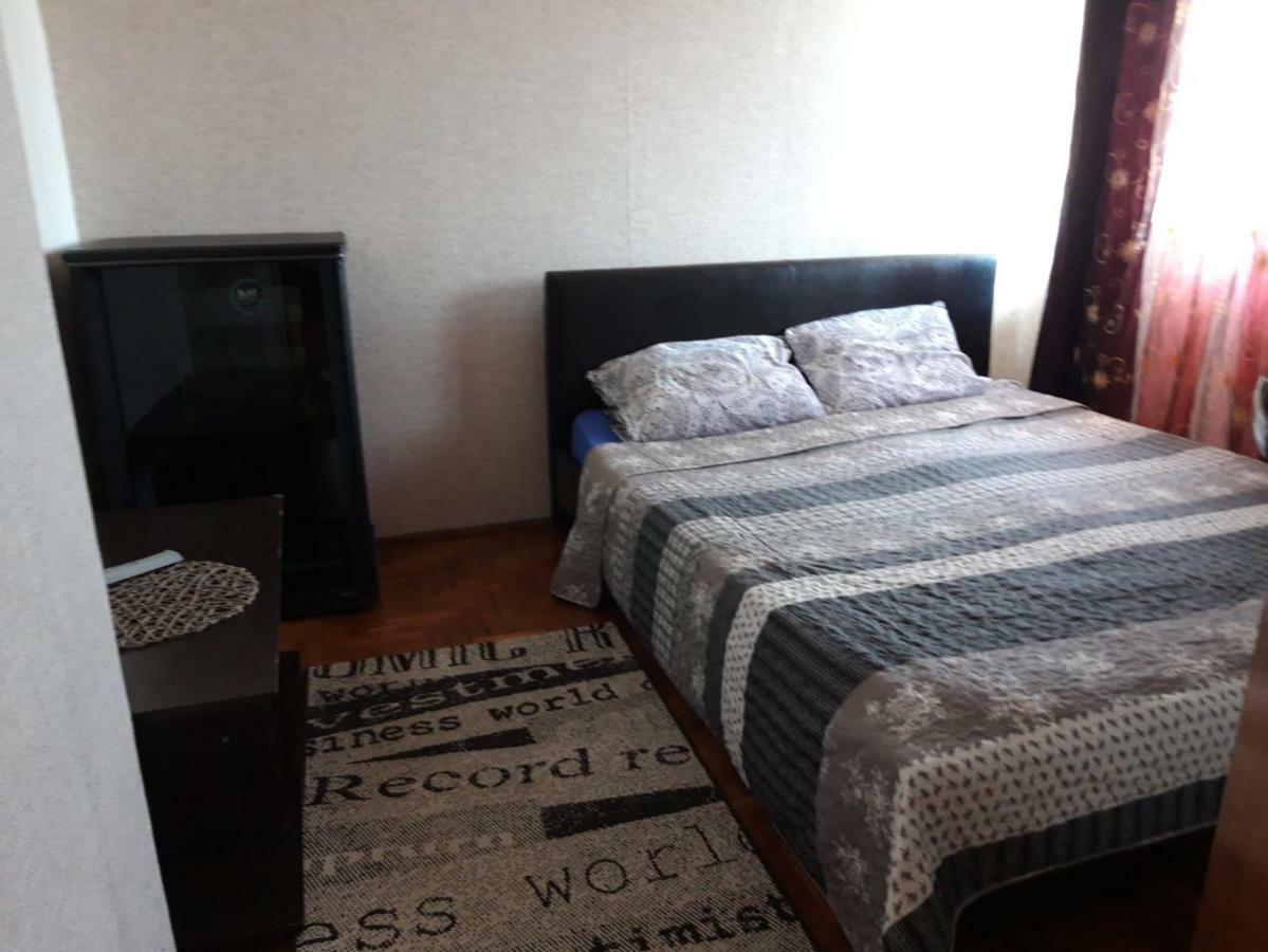 Hellen'S Ultracentral Apartament Buzau Ngoại thất bức ảnh